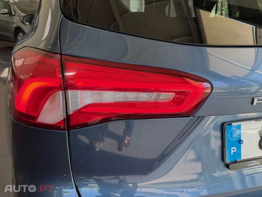 Ford Focus SW 1.0 EcoBoost Titanium