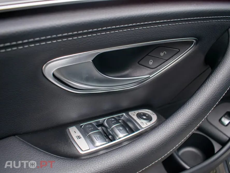 Mercedes-Benz E 300 de AMG Line