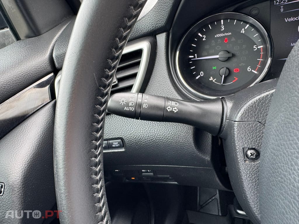 Nissan Qashqai 1.5 dCi N-Connecta 18