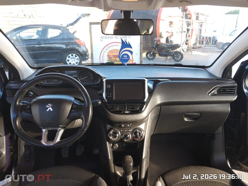 Peugeot 208 1.2 PureTech