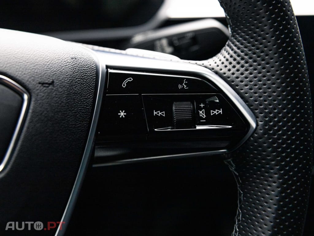 Audi E-Tron 55 quattro S line