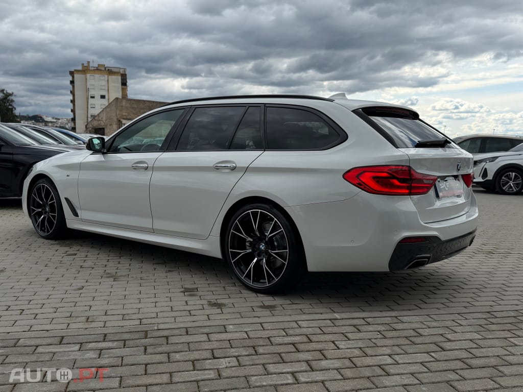 BMW 520 d Pack Desportivo M Auto