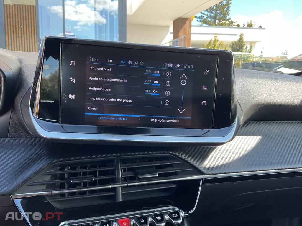 Peugeot 2008 1.2 PureTech Style