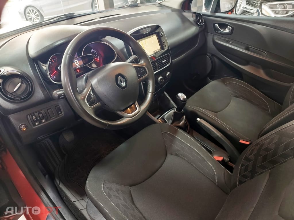 Renault Clio 0.9 TCe Limited Bi-Fuel