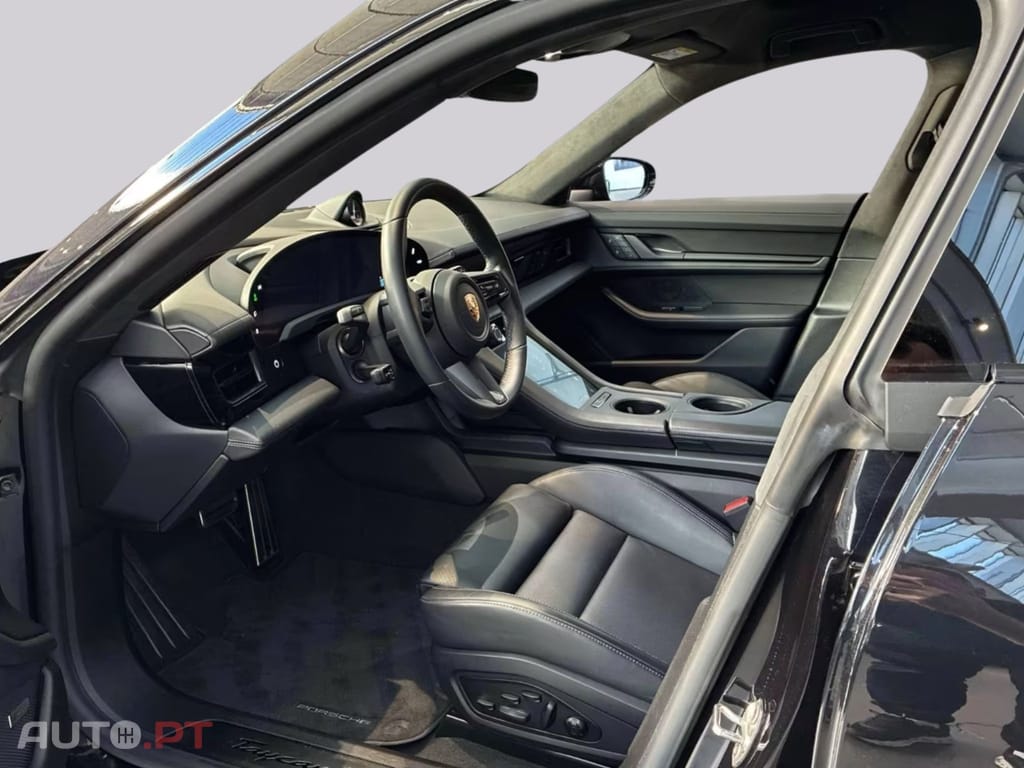 Porsche Taycan GTS I.V.A DEDUTIVEL 