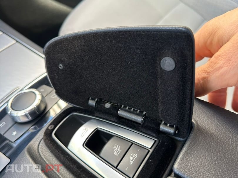 Mercedes-Benz E 400 BlueEfficiency Auto