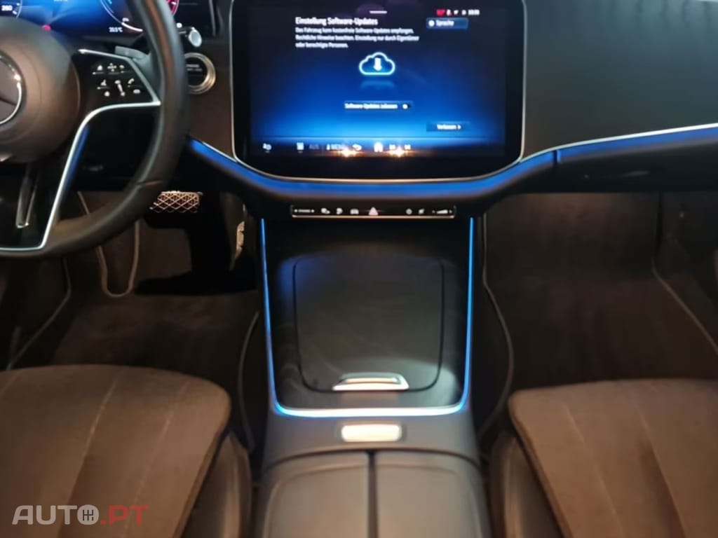 Mercedes-Benz E 300 I.V.A DEDUTIVEL e Avantgarde Adv