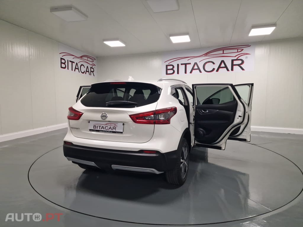 Nissan Qashqai 1.5 dCi N-Connecta