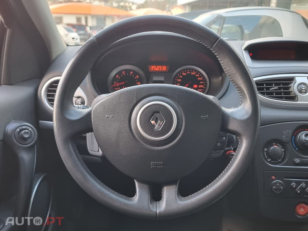 Renault Clio 1.2 16V Confort