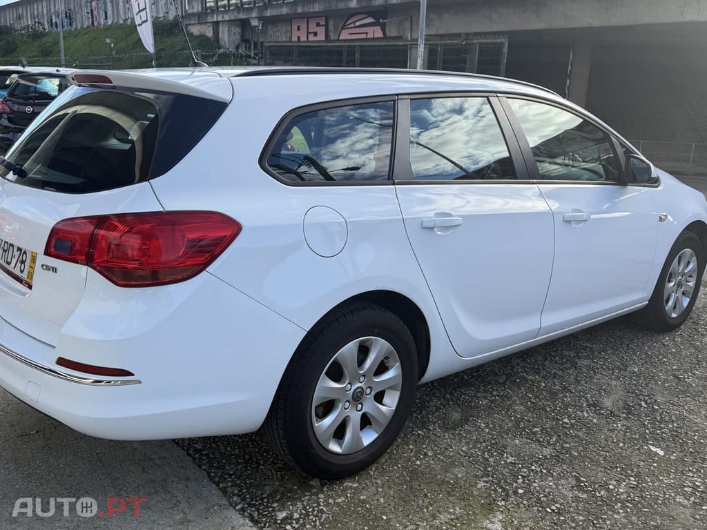 Opel Astra Caravan E