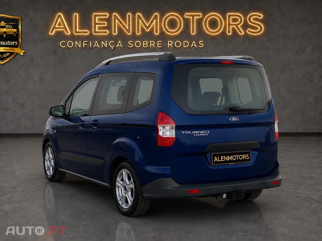 Ford Tourneo 1.5 TDCi Titanium — fotografia 9