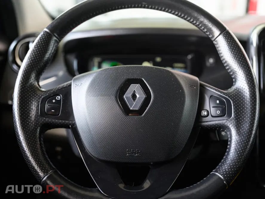 Renault Zoe c/ Bateria) Intens 40