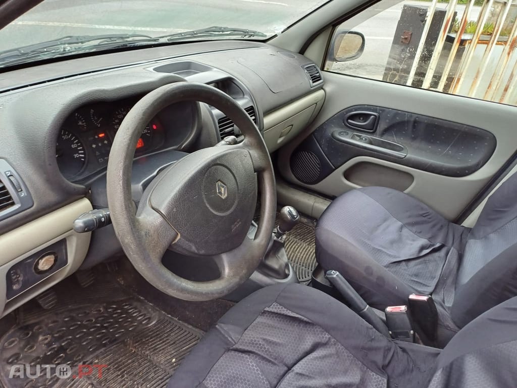 Renault Clio 1.2 16V Confort