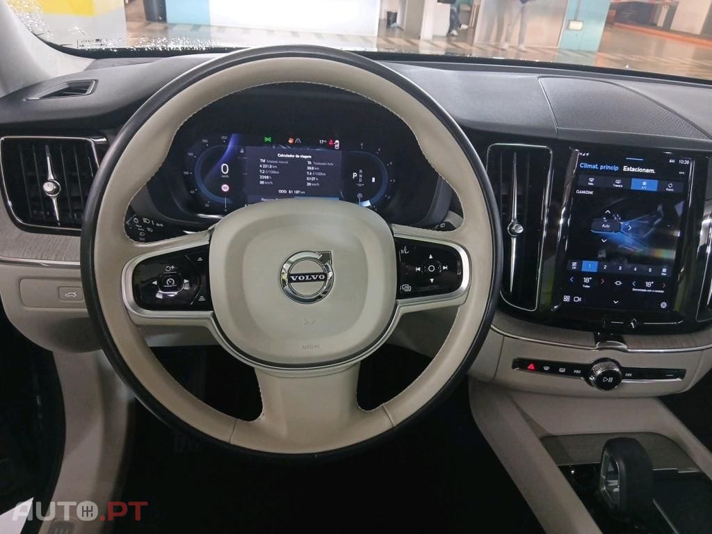 Volvo XC60 2.0 B4 Core