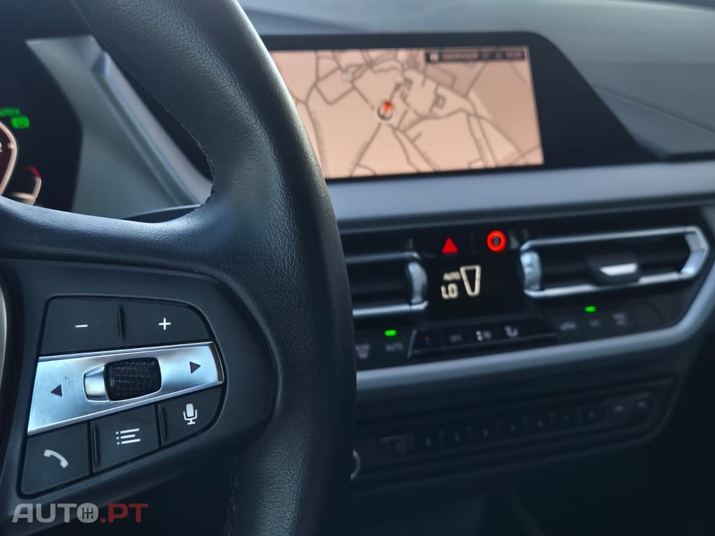 BMW 216 d Auto 