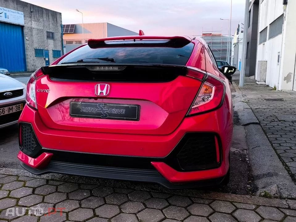 Honda Civic 1.0 i-VTEC Executive Premium