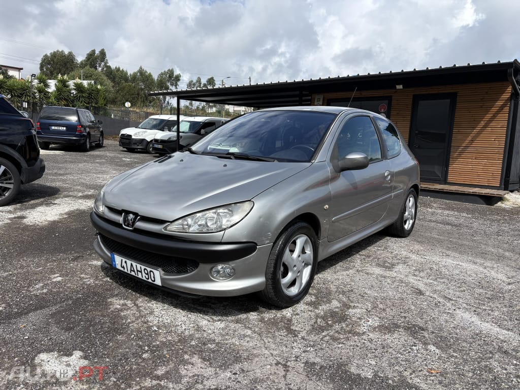 Peugeot 206 1.6 HDi XS