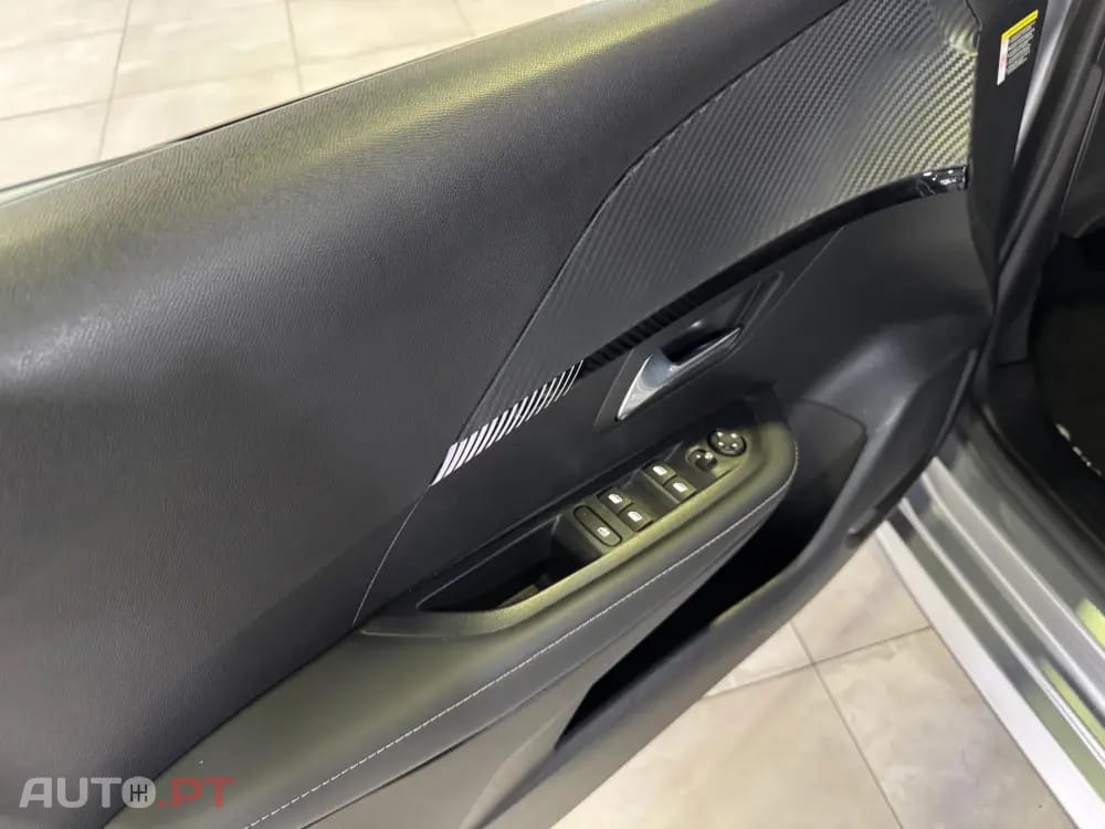 Peugeot E-208 50 kWh Allure