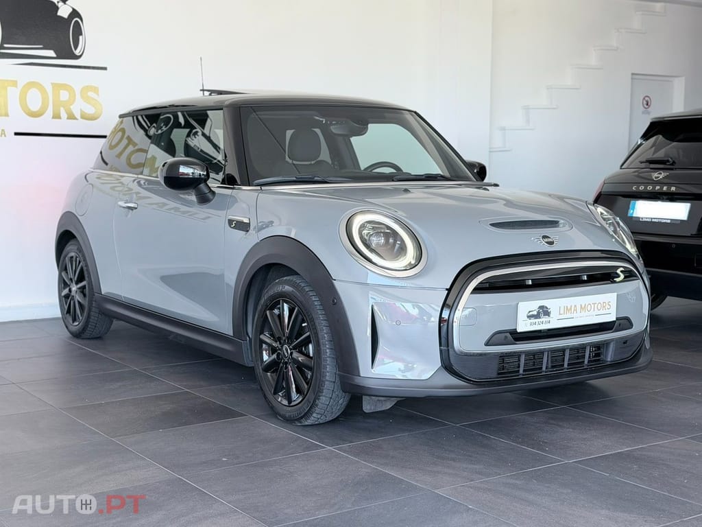 MINI Cooper Cooper SE Premium Classic