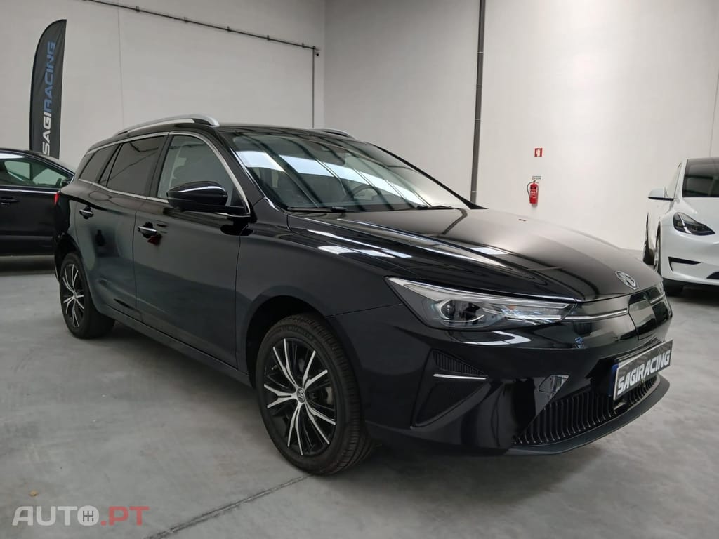 MG MG5 61 kWh Luxury