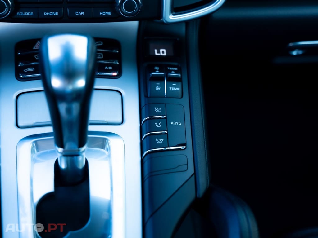 Porsche Cayenne 3.0 V6