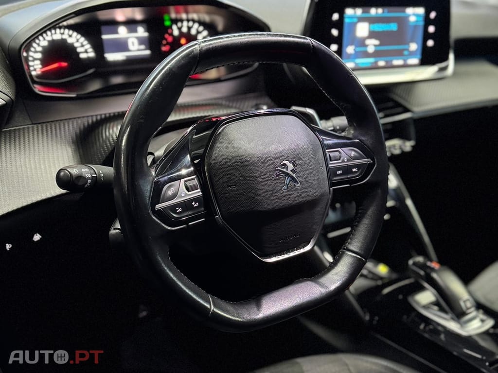 Peugeot 2008 1.5 BlueHDi Allure Pack EAT8