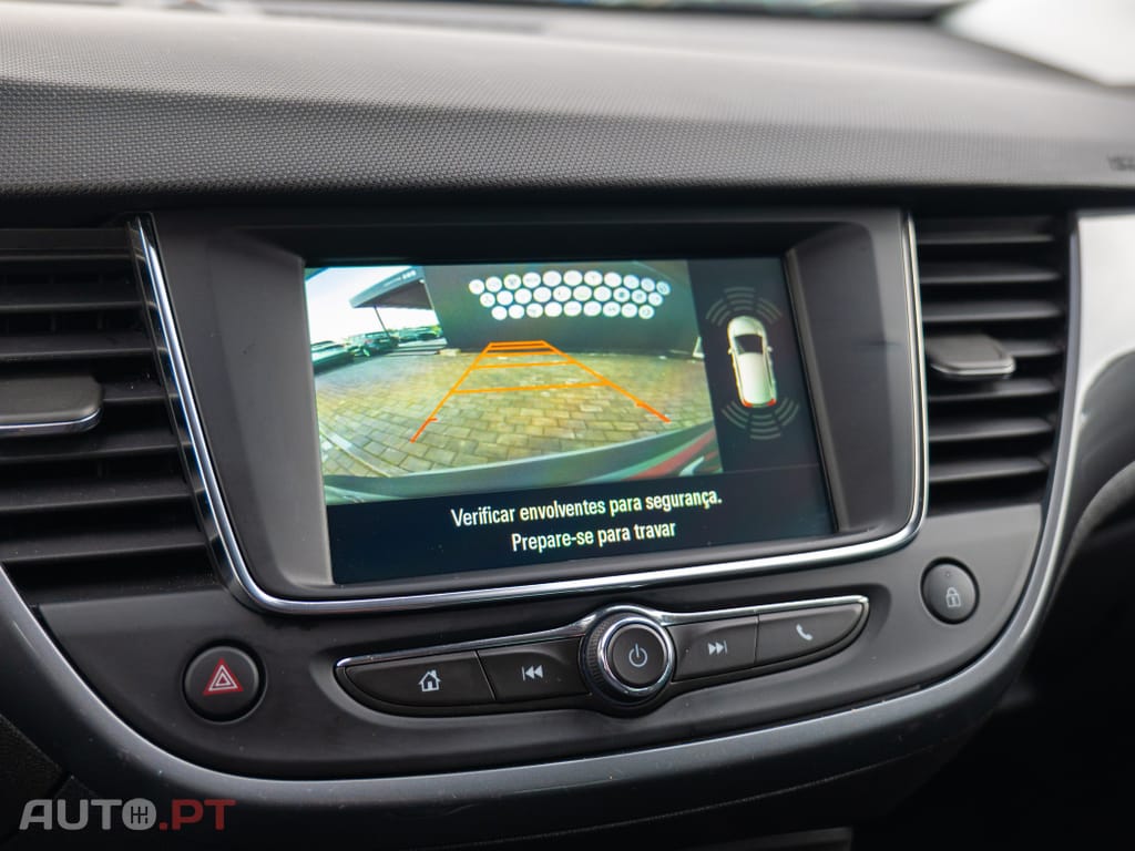 Opel Crossland 1.2 T Design & Tech