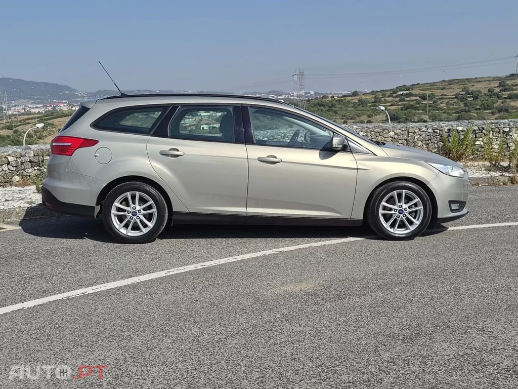 Ford Focus SW 1.5 TDCi EcoBlue Business