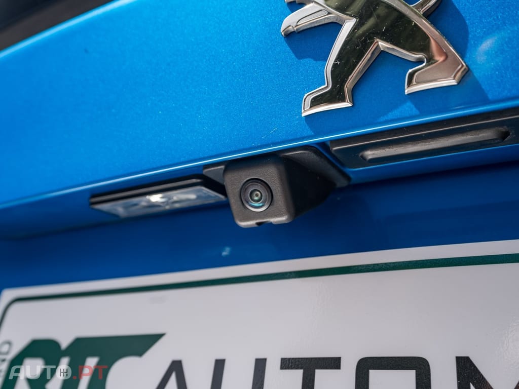 Peugeot E-2008 50 kWh GT