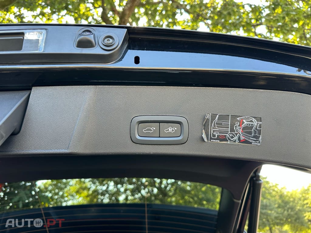 Volvo XC40 1.5 T4 PHEV Inscription Expression