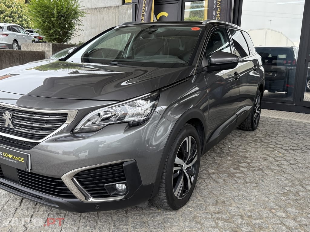 Peugeot 5008 1.2 PureTech Allure EAT8