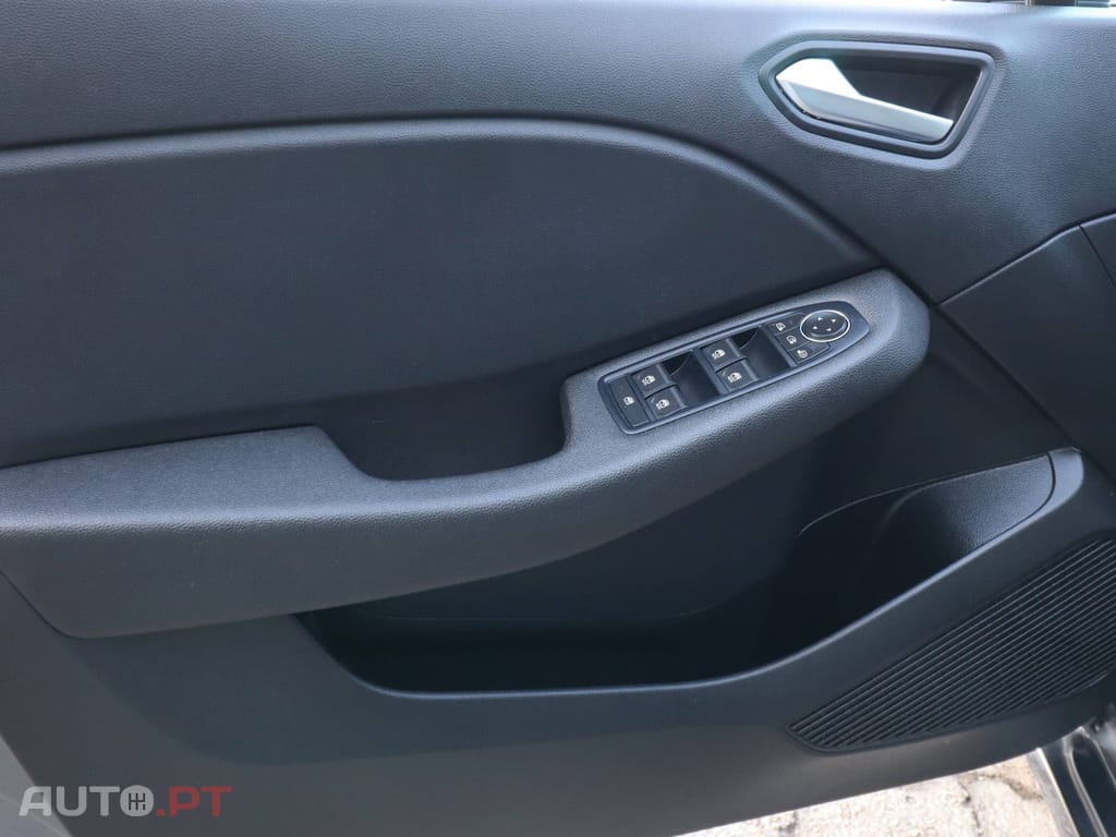Renault Clio 1.0 TCe Techno CVT