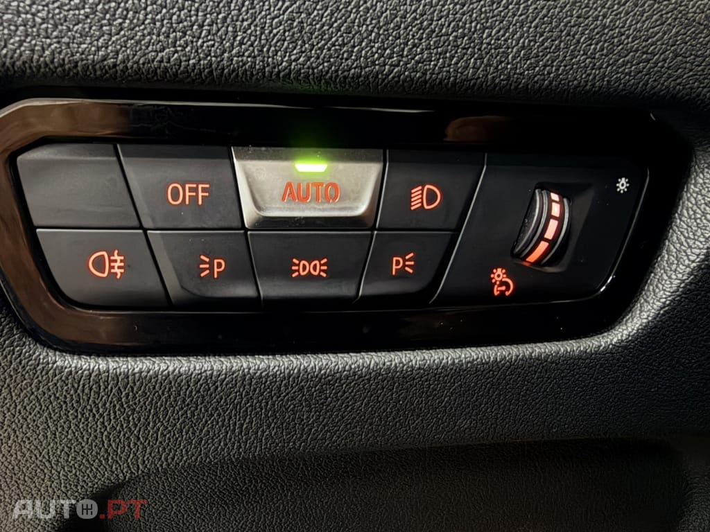 BMW i4 eDrive35 — fotografia 21