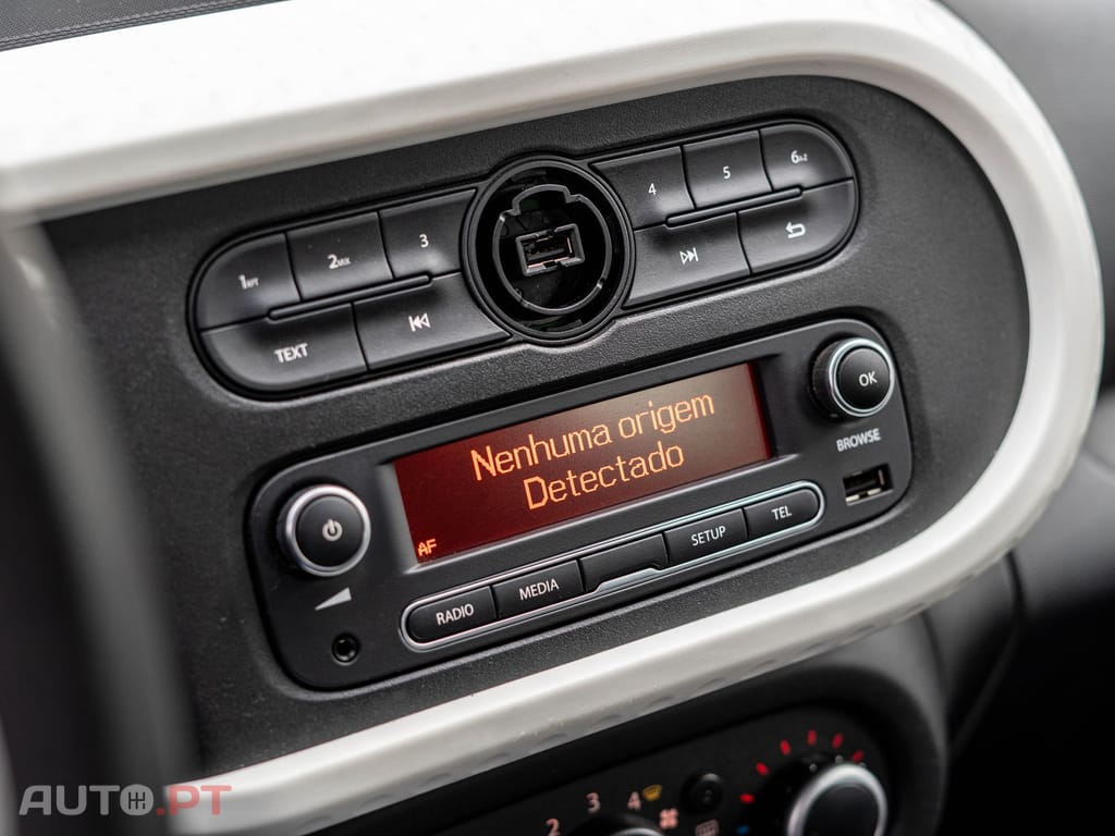 Renault Twingo 1.0 SCe Night&Day