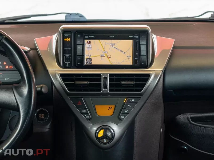 Toyota iQ 1.0 VVT-i 2 NAVI+Bluetooth