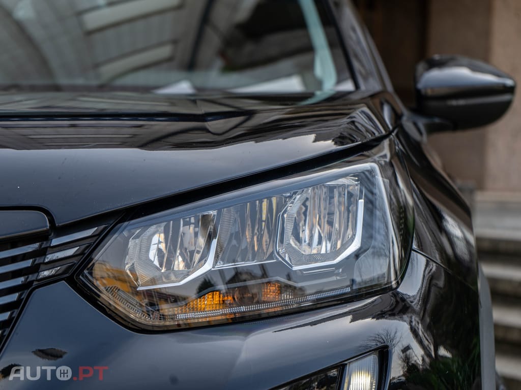 Peugeot 2008 1.2 PureTech Allure Pack
