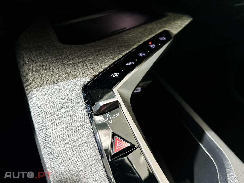 Peugeot 5008 1.2 Hybrid Allure Pack e-DCS6