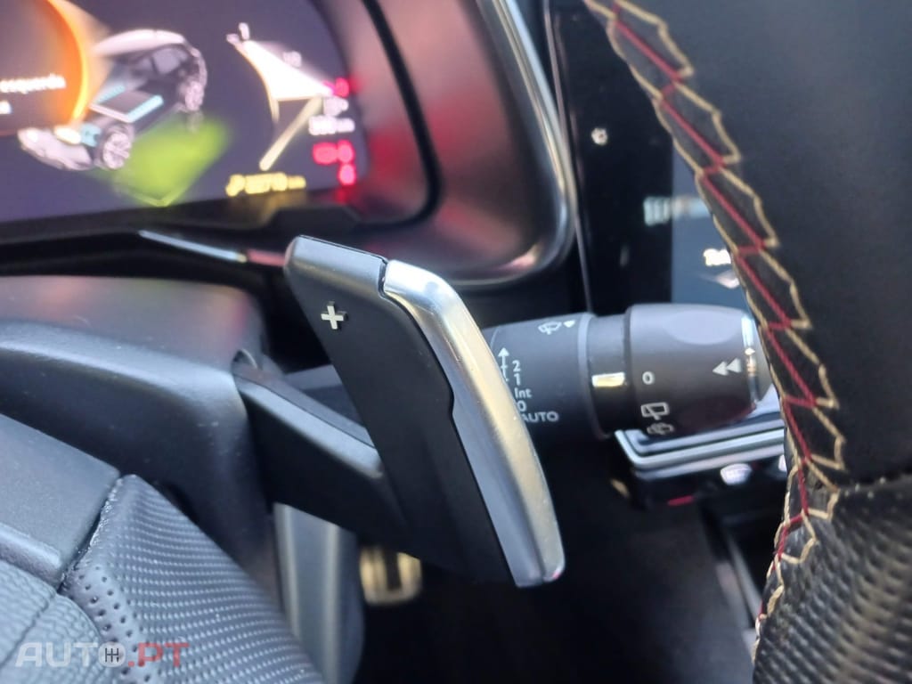 DS DS7 E-Tense Performance Line EAT8