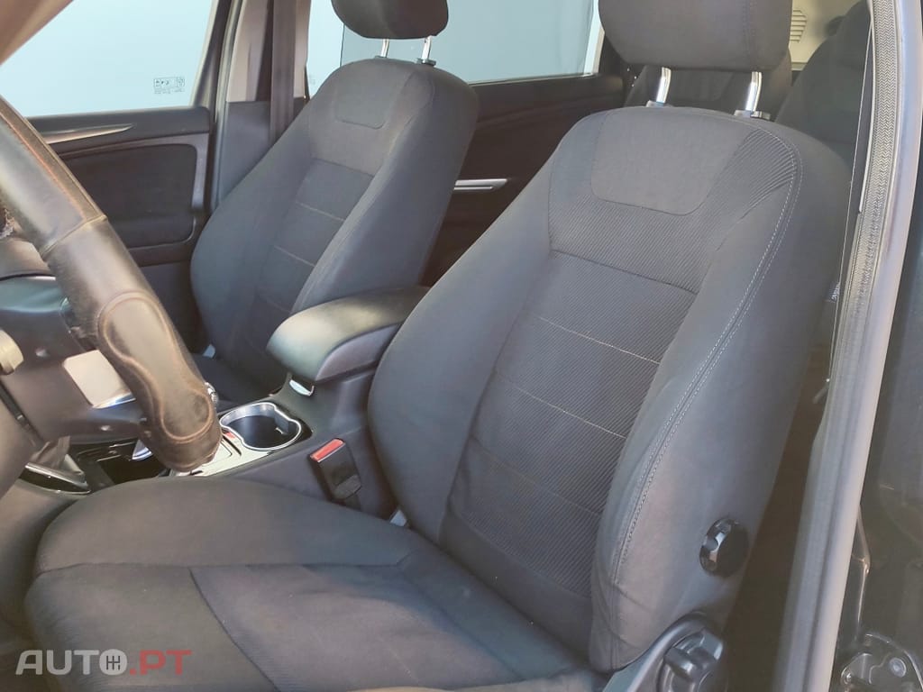 Ford S-Max 2.0 TDCi Trend 7L