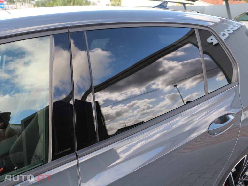 Volkswagen Golf 2.0 TSi GTi DSG Performance