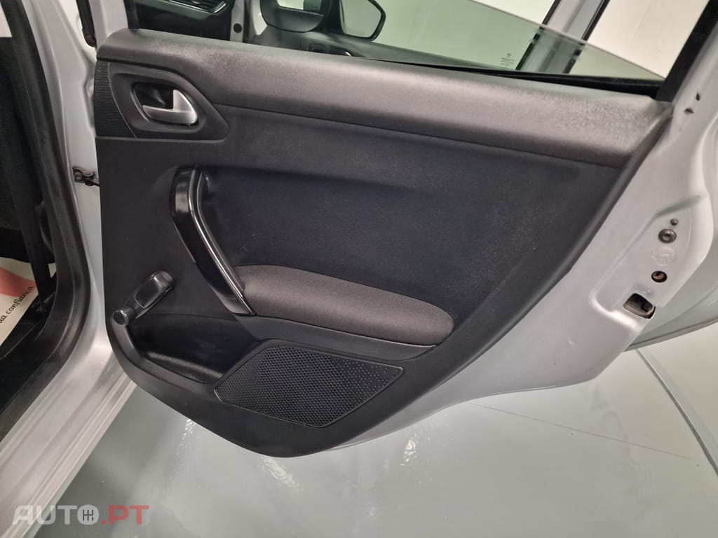 Peugeot 208 1.6 BlueHDi Active