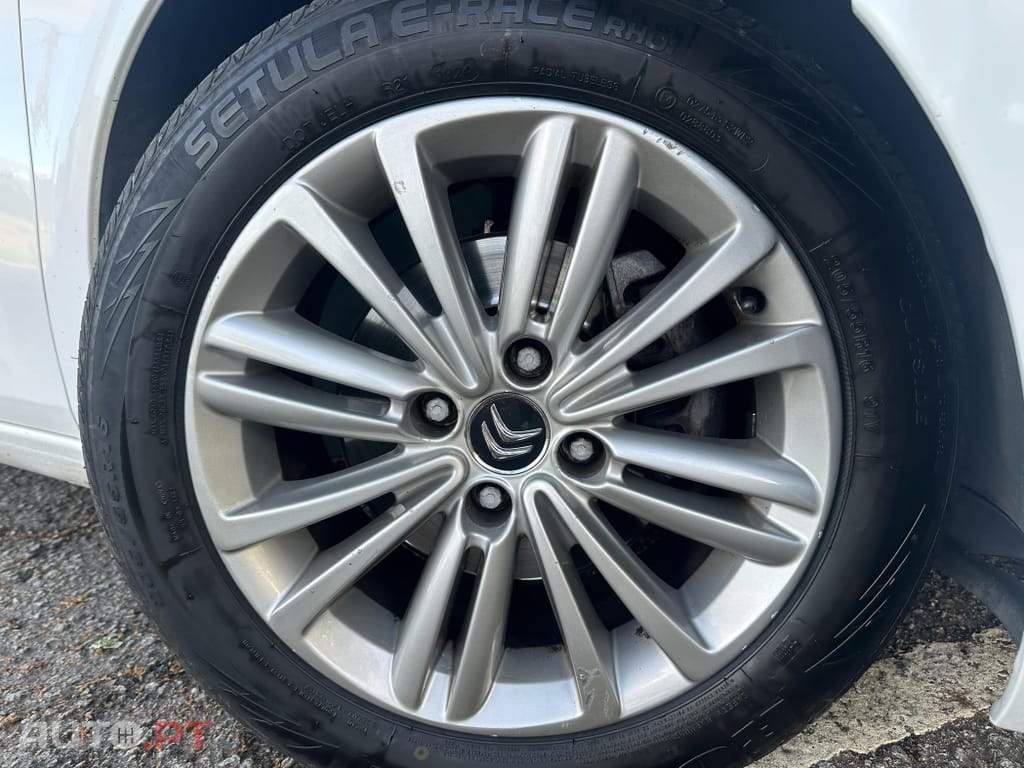 Citroen C4 1.6 e-HDi Exclusive J17 CMP6