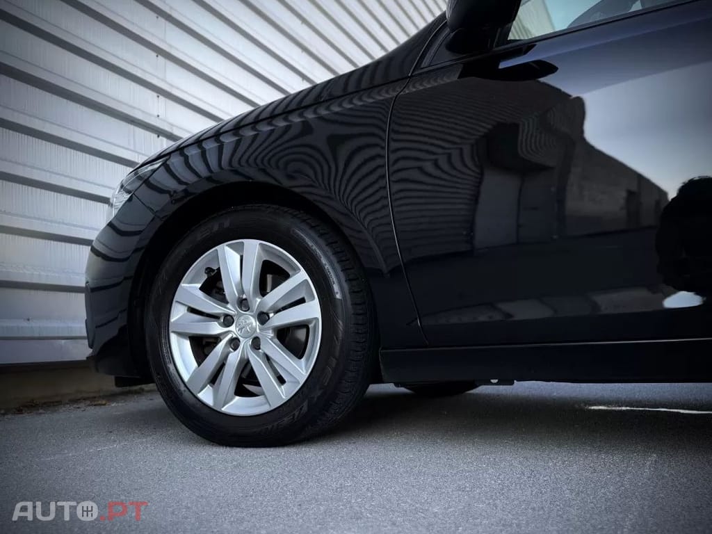 Peugeot 308 BlueHDi FAP 130 EAT8 Stop & Start Active Pack