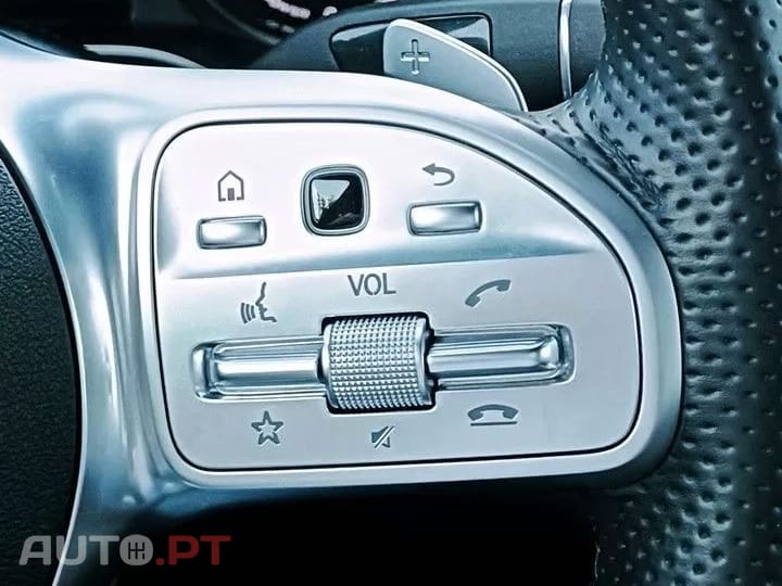 Mercedes-Benz C 300 e AMG Line