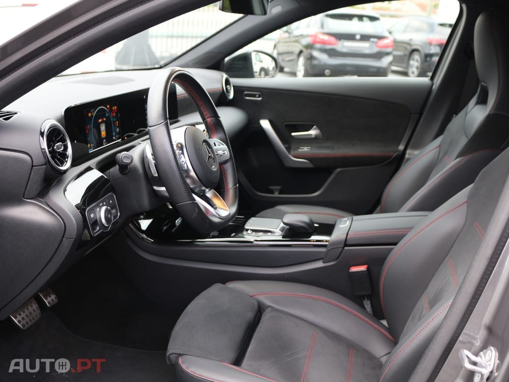 Mercedes-Benz A 250 e AMG Line