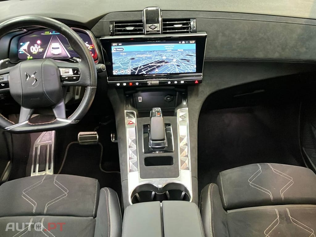 DS DS7 Crossback E-Tense Performance Line+ EAT8