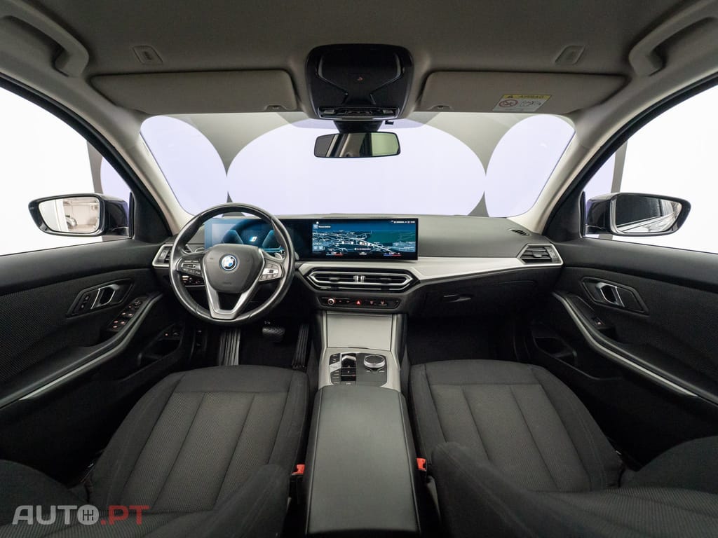BMW 320 e Auto