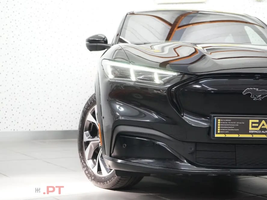 Ford Mustang Mach-E Extended Premium AWD 98 kWh