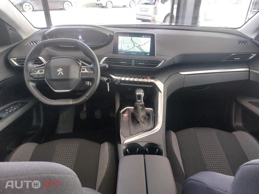 Peugeot 3008 1.5 BlueHDi Active