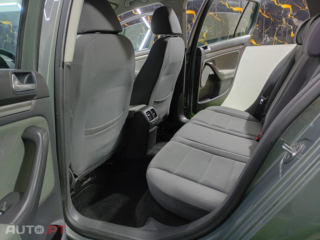 Volkswagen Golf 1.9 TDi 6V Confortline